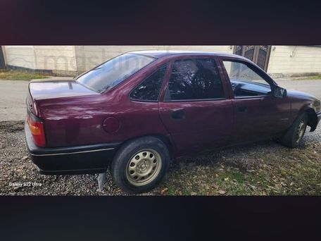 Opel Vectra, 1991 — photo 2