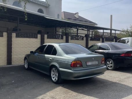 BMW 5 Series, 2002 — photo 2