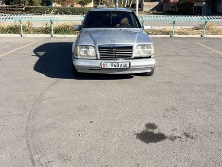 Mercedes-Benz W124, 1995 — photo 4