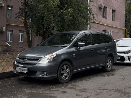 Honda Stream, 2004