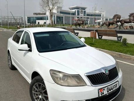 Skoda Octavia, 2012 — фото 1