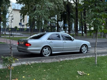 Mercedes-Benz E-Класс AMG, 2002 — фото 4