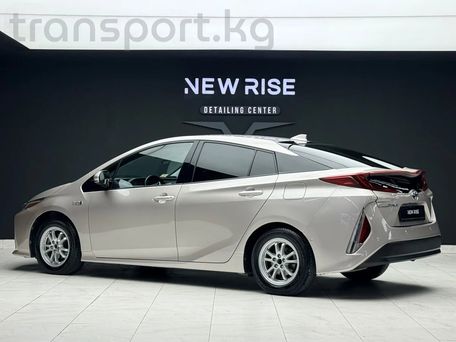 Toyota Prius, 2017 — photo 2