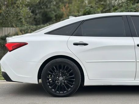 Toyota Avalon, 2021 — фото 10