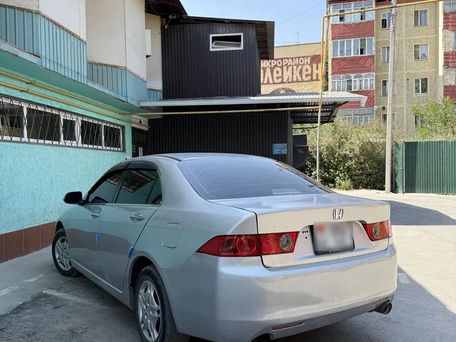 Honda Accord, 2004