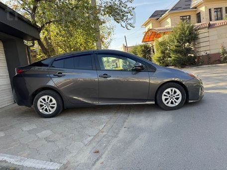 Toyota Prius, 2018 — сүрөт 2