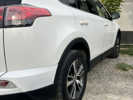 Toyota RAV4, 2018 — фото 4