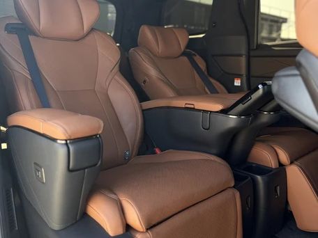 Toyota Alphard, 2025 — фото 9
