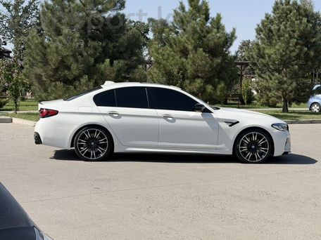 BMW 5 серии, 2018 — фото 2