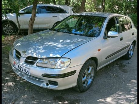 Nissan Almera, 2002 — 照片 1