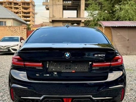 BMW 5 Series, 2019 — photo 4