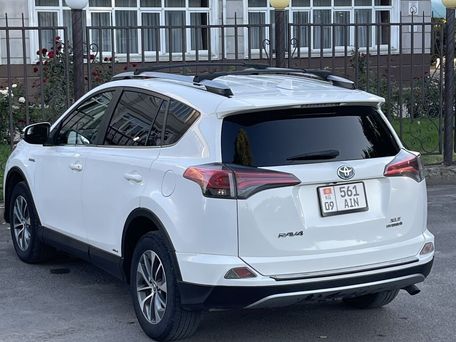 Toyota RAV4, 2018 — фото 2