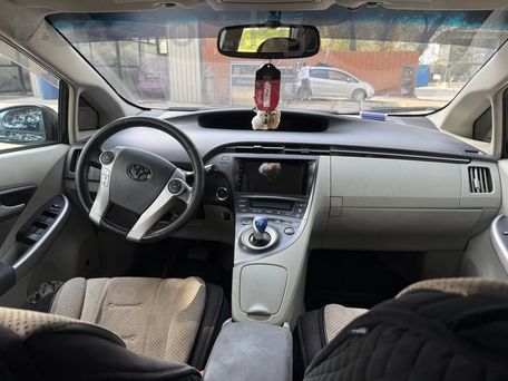 Toyota Prius, 2011 — 照片 8
