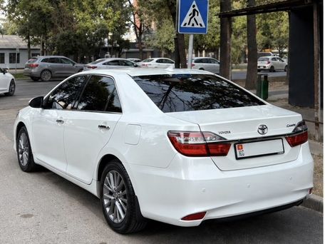 Toyota Camry, 2017 — фото 2