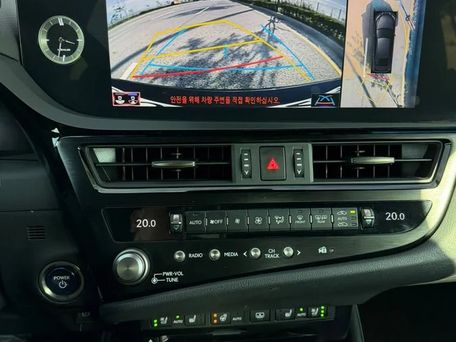 Lexus ES, 2021 — photo 4