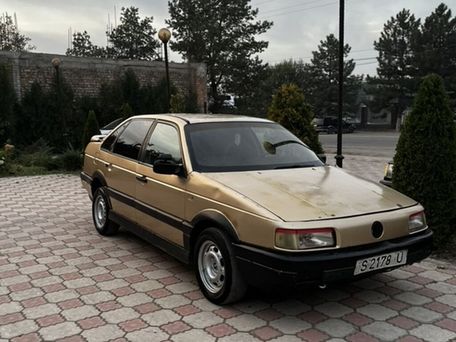 Volkswagen Passat, 1988 — фото 5