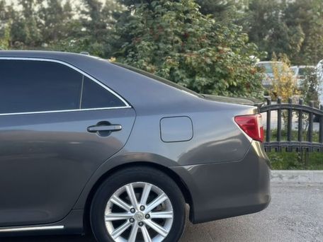 Toyota Camry, 2012 — 照片 4
