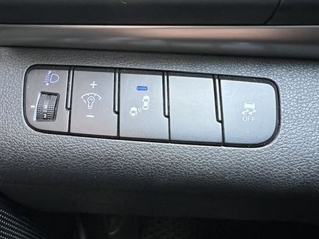 Hyundai Elantra, 2018 — photo 10