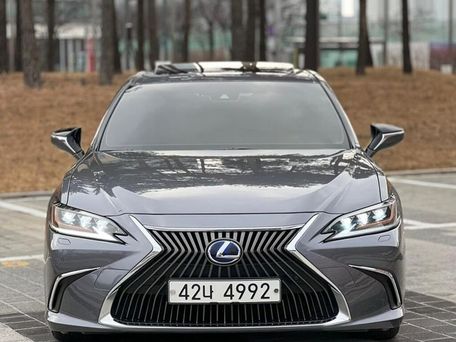 Lexus ES, 2019 — фото 1