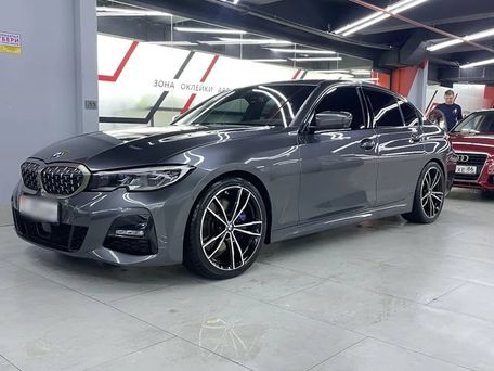 BMW 3 Series, 2019 — 照片 1