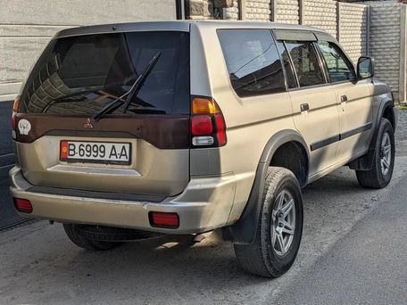 Mitsubishi Montero Sport, 2000 — 照片 6