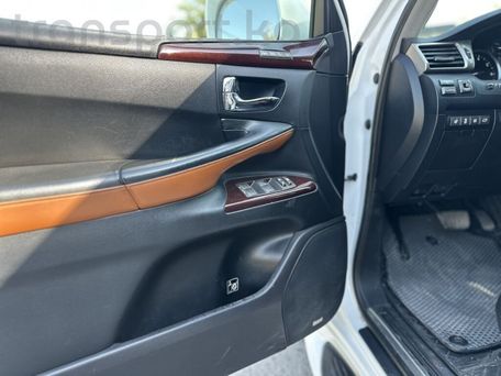 Lexus LX, 2012 — photo 10