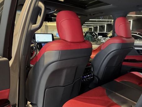 Lexus LX, 2022 — photo 3
