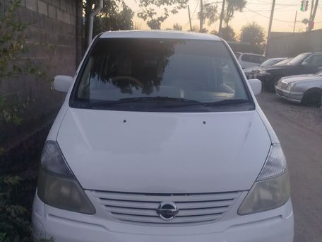 Nissan Serena, 2002 — фото 2