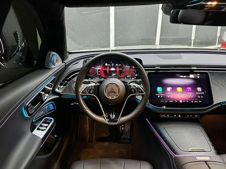 Mercedes-Benz E-Class, 2024 — photo 10
