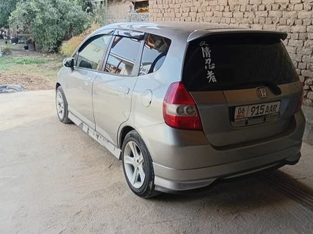Honda Fit, 2003 — 照片 1