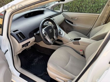 Toyota Prius, 2015 — фото 11