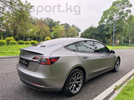 Tesla Model 3, 2022 — сүрөт 9