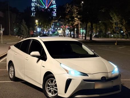 Toyota Prius, 2020 — сүрөт 1