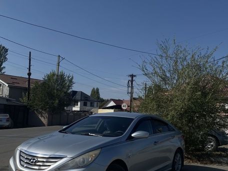 Hyundai Sonata, 2010 — фото 1