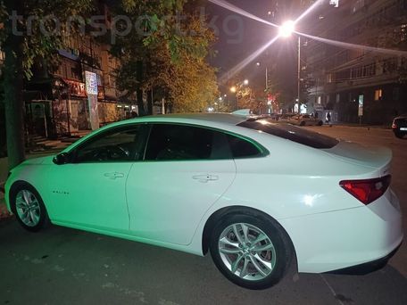 Chevrolet Malibu, 2017 — 照片 1