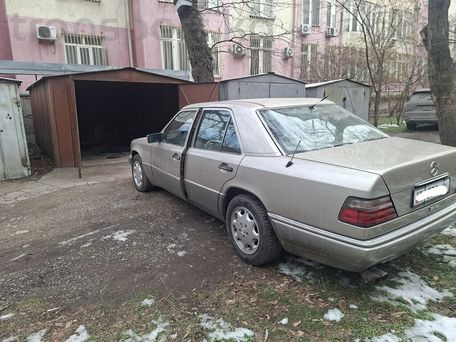 Mercedes-Benz E-Класс, 1994 — photo 3