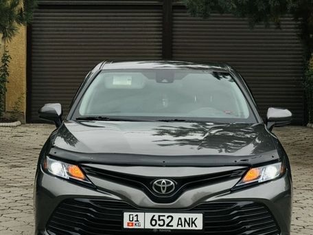 Toyota Camry, 2020 — фото 2