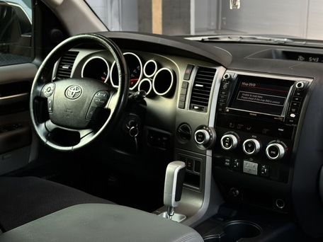 Toyota Sequoia, 2009 — сүрөт 8