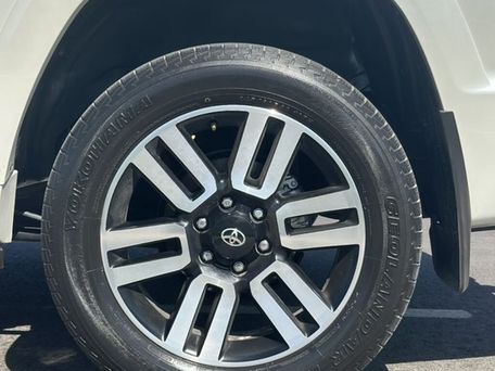 Toyota 4Runner, 2022 — сүрөт 17