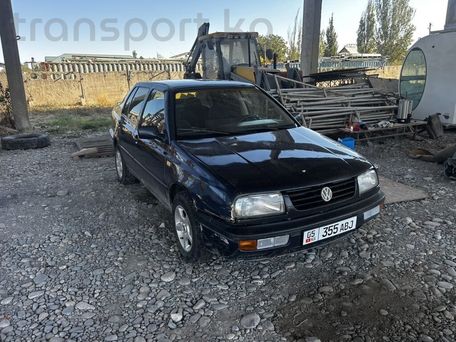Volkswagen Vento, 1992 — 照片 4
