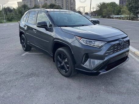 Toyota RAV4, 2018 — фото 1