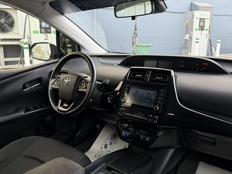 Toyota Prius, 2020 — фото 10