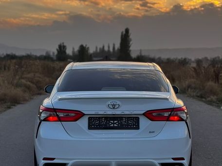 Toyota Camry, 2017 — 照片 8