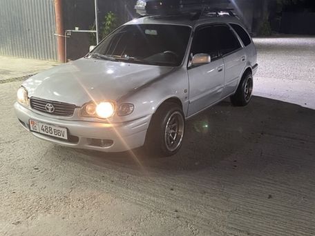 Toyota Corolla, 2000 — photo 1