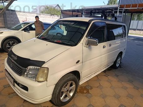 Honda Stepwgn, 2000