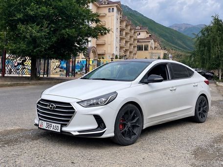 Hyundai Avante, 2018