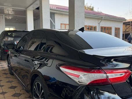 Toyota Camry, 2018 — photo 2