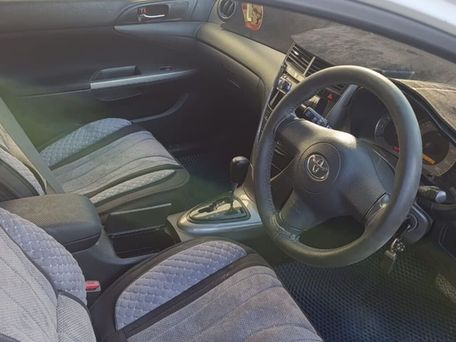 Toyota Caldina, 2005 — 照片 5