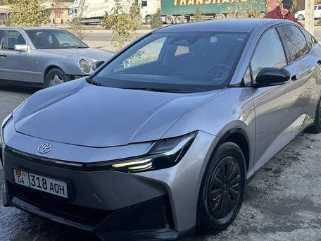 Toyota bZ3, 2023 — 照片 3