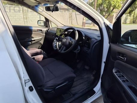Toyota Wish, 2004 — сүрөт 5